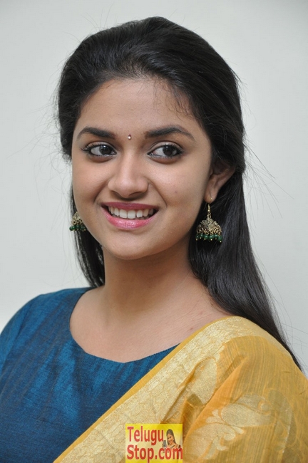 Keerthy suresh new stills- Photos,Spicy Hot Pics,Images,High Resolution WallPapers Download