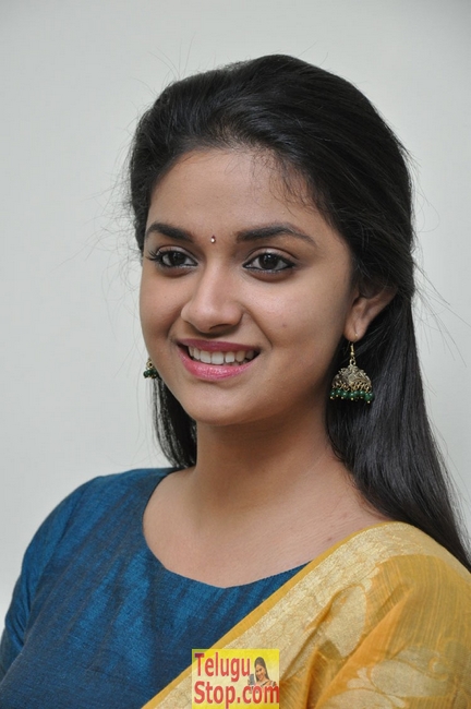 Keerthy suresh new stills- Photos,Spicy Hot Pics,Images,High Resolution WallPapers Download