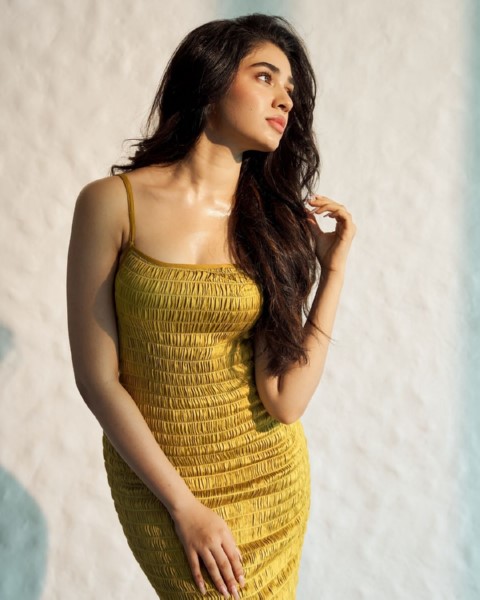 Kriti shetty is excited as she steals dil with her cute looks-Actresskriti, Kriti Shetty, Krithi Shetty, Krithishetty, Nagachaitanya Photos,Spicy Hot Pics,Images,High Resolution WallPapers Download