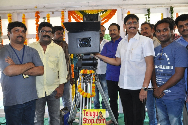 Kurra thoofan movie opening- Photos,Spicy Hot Pics,Images,High Resolution WallPapers Download