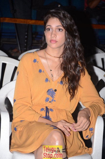 Lavanya tripathi gallery- Photos,Spicy Hot Pics,Images,High Resolution WallPapers Download