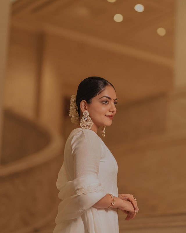 Look at the glamour images of actress ahaana krishna-Ahaanakrishna, Actressahaana, Ahaana Krishna Photos,Spicy Hot Pics,Images,High Resolution WallPapers Download