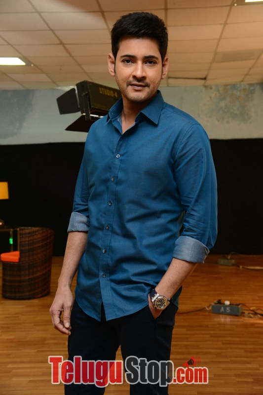 Mahesh babu interview stills- Photos,Spicy Hot Pics,Images,High Resolution WallPapers Download