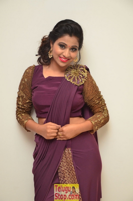 Manali rathod new stills 2- Photos,Spicy Hot Pics,Images,High Resolution WallPapers Download