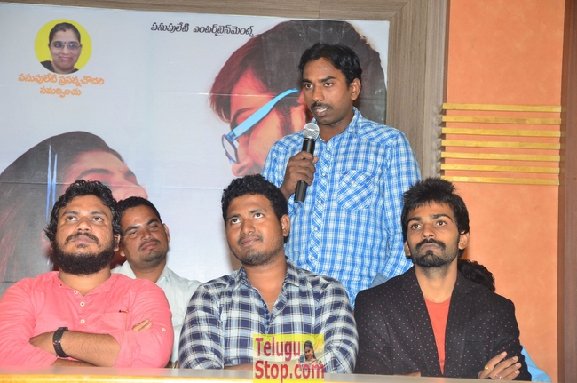 Manasantha nuvve platinum disc function- Photos,Spicy Hot Pics,Images,High Resolution WallPapers Download