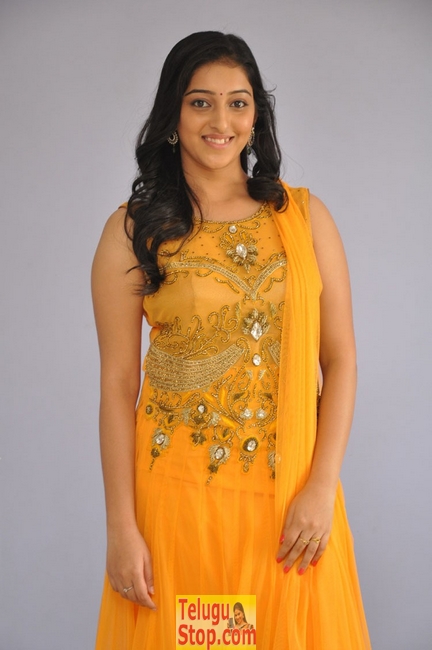 Mouryani new stills- Photos,Spicy Hot Pics,Images,High Resolution WallPapers Download