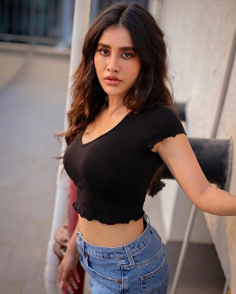 Nabha natesh who is stealing the hearts of chitti potti jeans soft boy-Actressnabha, Nabha Natesh, Nabhanatesh, Nabha Natesh Hd Photos,Spicy Hot Pics,Images,High Resolution WallPapers Download