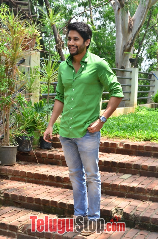 Naga chaitanya interview stills 3- Photos,Spicy Hot Pics,Images,High Resolution WallPapers Download