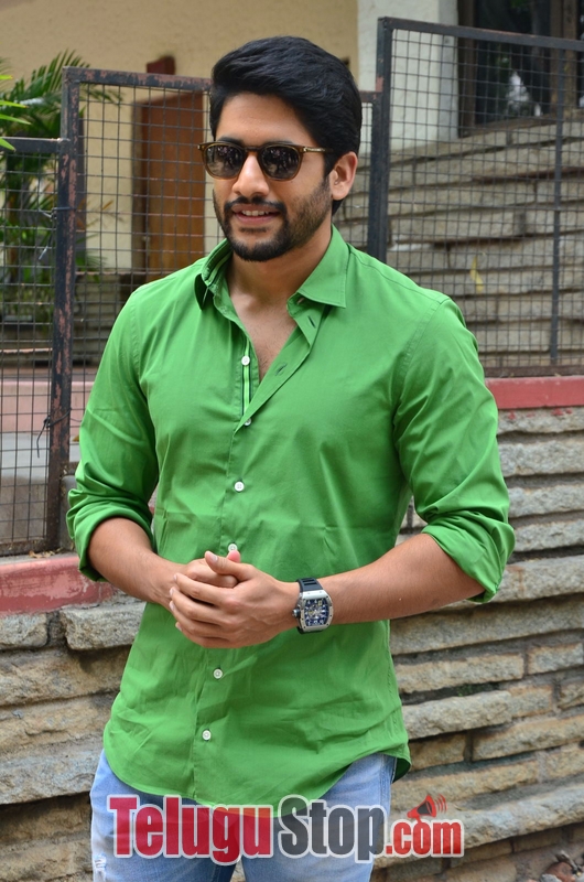 Naga chaitanya interview stills 3- Photos,Spicy Hot Pics,Images,High Resolution WallPapers Download