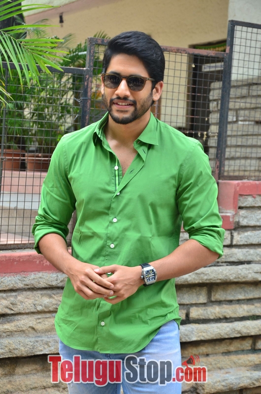 Naga chaitanya interview stills 3- Photos,Spicy Hot Pics,Images,High Resolution WallPapers Download