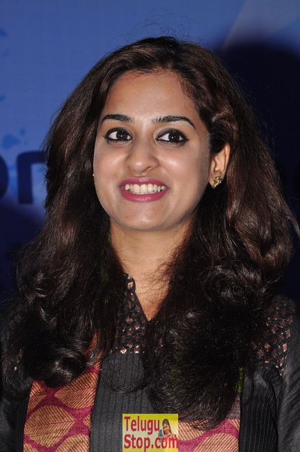 Nanditha latest stills 3- Photos,Spicy Hot Pics,Images,High Resolution WallPapers Download