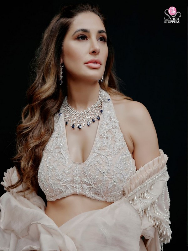 Nargis fakhri pictures with delightful beauty-Nargis, Nargis Fakhri, Nargisfakhri Photos,Spicy Hot Pics,Images,High Resolution WallPapers Download