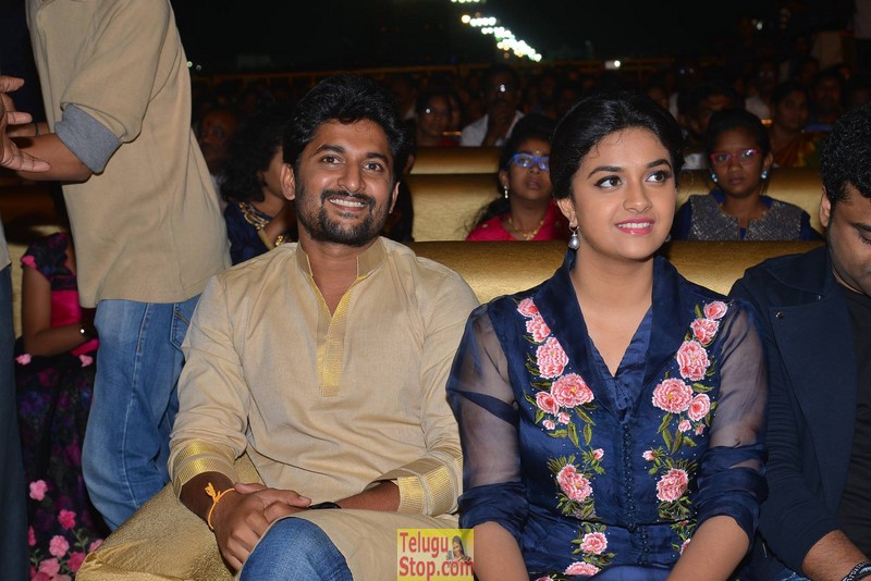 Nenu local audio launch- Photos,Spicy Hot Pics,Images,High Resolution WallPapers Download