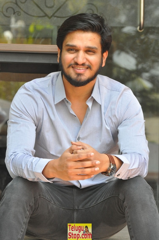 Nikhil interview stills- Photos,Spicy Hot Pics,Images,High Resolution WallPapers Download