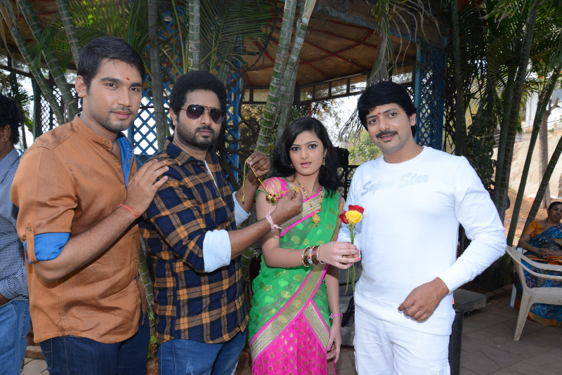 Ninne korukunta movie opening- Photos,Spicy Hot Pics,Images,High Resolution WallPapers Download
