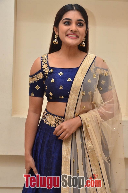 Niveda thomas pics- Photos,Spicy Hot Pics,Images,High Resolution WallPapers Download