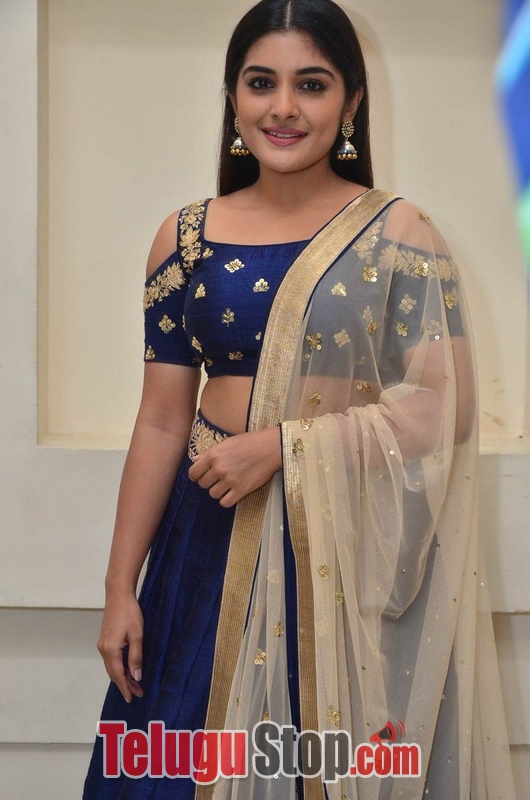 Niveda thomas pics- Photos,Spicy Hot Pics,Images,High Resolution WallPapers Download