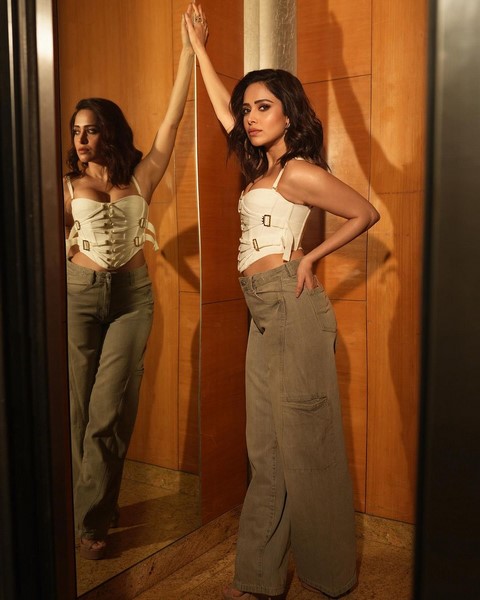 Nushrat bharuchcha shines with her dazzling beauty and steals the-Nushratbharucha Photos,Spicy Hot Pics,Images,High Resolution WallPapers Download