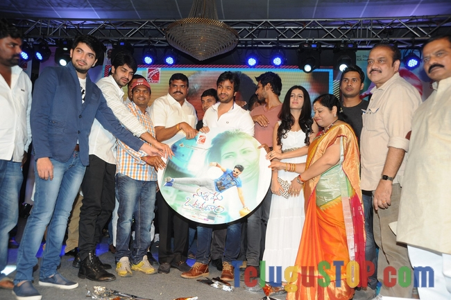 Nuvvu nenu okatavudam audio launch- Photos,Spicy Hot Pics,Images,High Resolution WallPapers Download