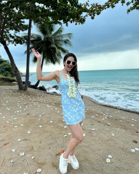 On beach tollywood fitness beauty rakul preet singh images-Janhvi Kapoor, Janhvikapoor Photos,Spicy Hot Pics,Images,High Resolution WallPapers Download