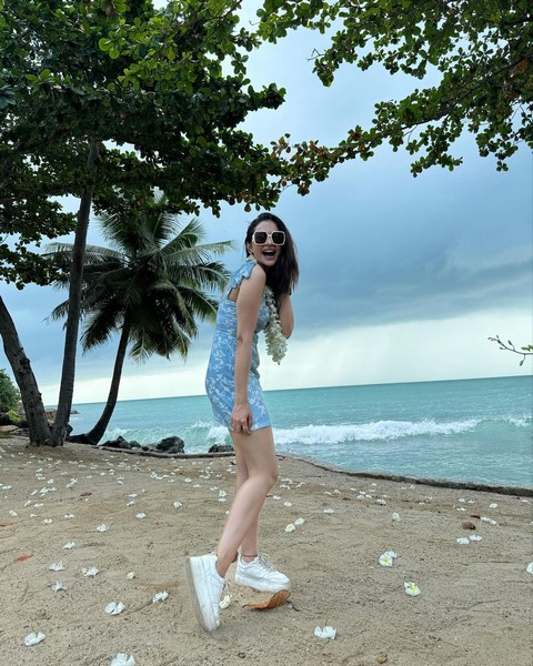 On beach tollywood fitness beauty rakul preet singh images-Janhvi Kapoor, Janhvikapoor Photos,Spicy Hot Pics,Images,High Resolution WallPapers Download