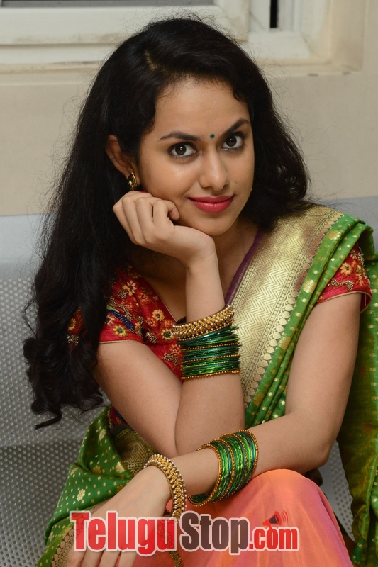 Pallavi dora latest stills- Photos,Spicy Hot Pics,Images,High Resolution WallPapers Download