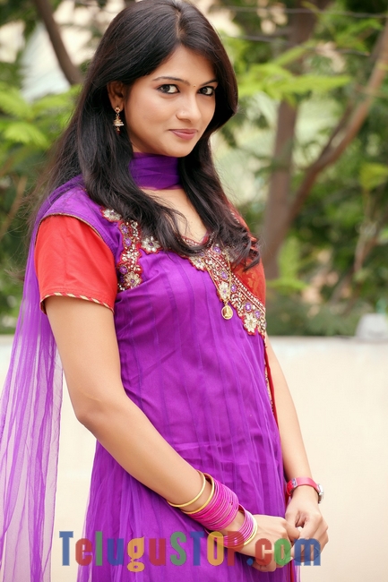 Pallavi stills- Photos,Spicy Hot Pics,Images,High Resolution WallPapers Download