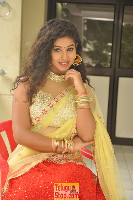 Pavani new stills 2- Photos,Spicy Hot Pics,Images,High Resolution WallPapers Download
