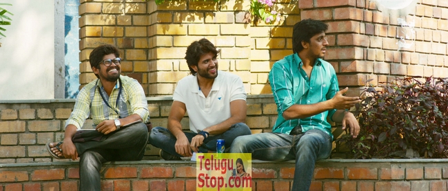 Pelli choopulu movie stills 2- Photos,Spicy Hot Pics,Images,High Resolution WallPapers Download