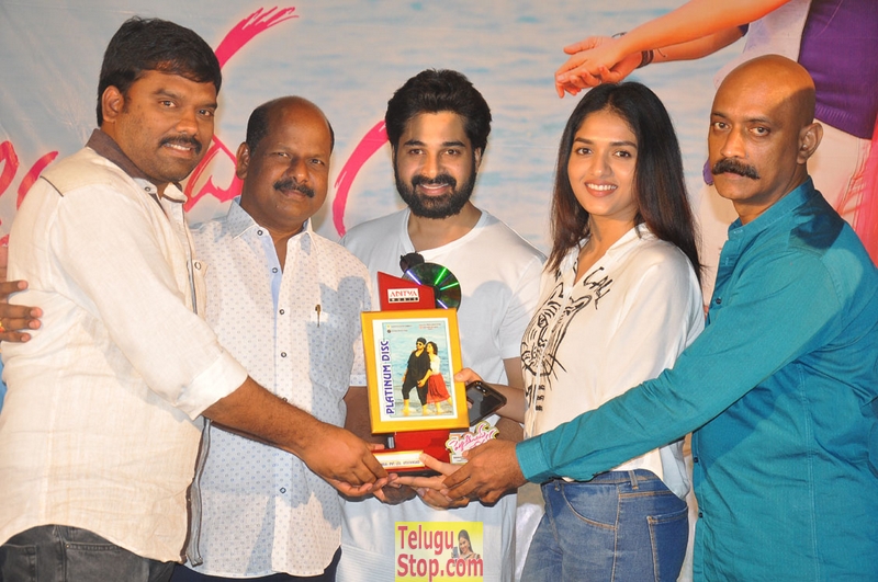 Pelliki mundu prema katha platinum disc function- Photos,Spicy Hot Pics,Images,High Resolution WallPapers Download