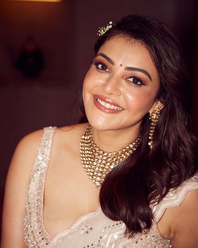 Pictures of actress kajal agarwal sparks hot saree beauties show shake up the social media-@kajal_agarwal, Actresskajal, Kajal Agarwal, Kajalagarwal, Socialmedia Photos,Spicy Hot Pics,Images,High Resolution WallPapers Download