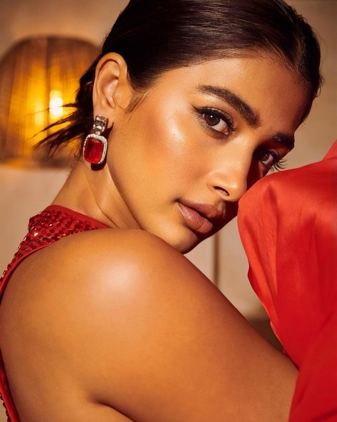 Pooja hegde images fans fida for butta bommas beauty-Actresspooja, Pooja Hegde, Poojahegde, Pooja Hegde Hot Photos,Spicy Hot Pics,Images,High Resolution WallPapers Download
