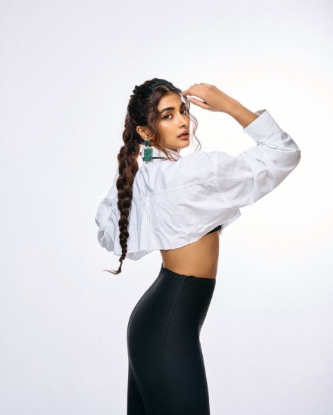 Pooja hegdes beauty is making fans excited-Actresspooja, Alluarjun, Jigelurani, Pooja Hegde, Pooja Hegde Dj, Pooja Hegde Hd, Pooja Hegde Hot, Poojahegde Photos,Spicy Hot Pics,Images,High Resolution WallPapers Download