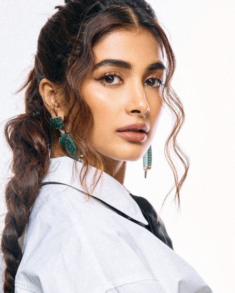 Pooja hegdes beauty is making fans excited-Actresspooja, Alluarjun, Jigelurani, Pooja Hegde, Pooja Hegde Dj, Pooja Hegde Hd, Pooja Hegde Hot, Poojahegde Photos,Spicy Hot Pics,Images,High Resolution WallPapers Download