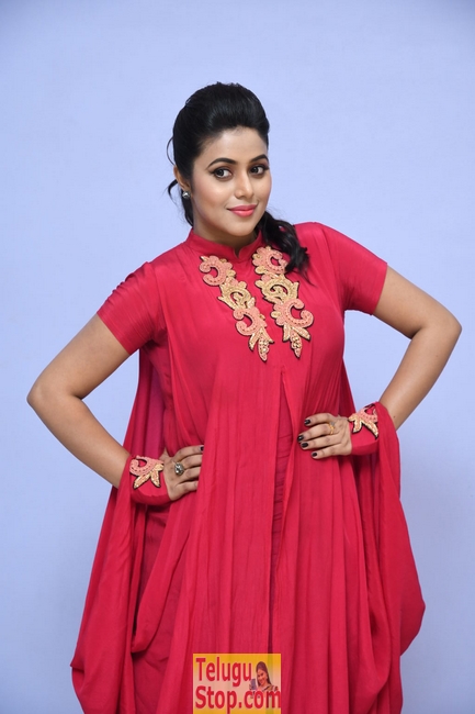 Poorna new stills 3- Photos,Spicy Hot Pics,Images,High Resolution WallPapers Download