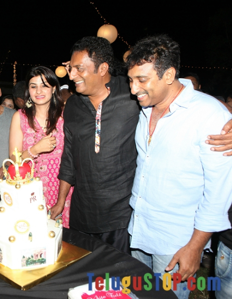 Prakash raj birthday celebrations- Photos,Spicy Hot Pics,Images,High Resolution WallPapers Download