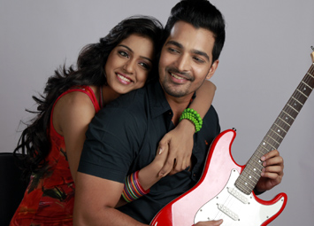 Prema ishq kadhal movie stills- Photos,Spicy Hot Pics,Images,High Resolution WallPapers Download