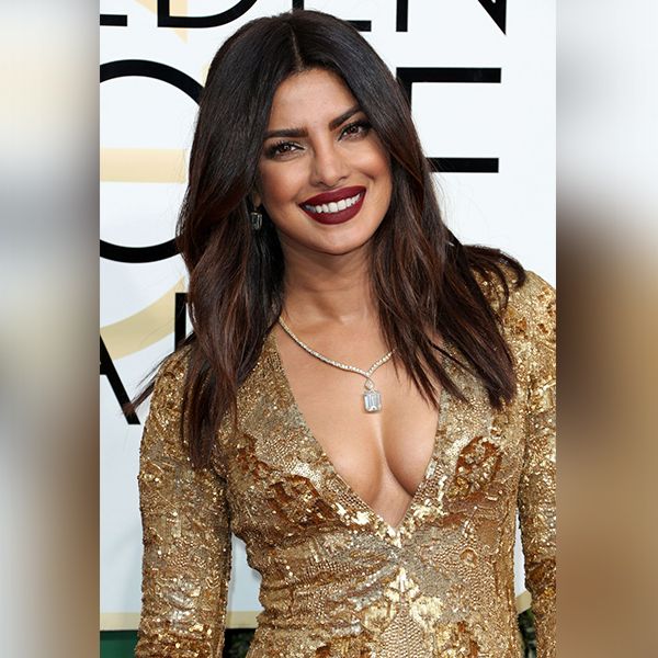 Priyanka chopra hot pics 2- Photos,Spicy Hot Pics,Images,High Resolution WallPapers Download