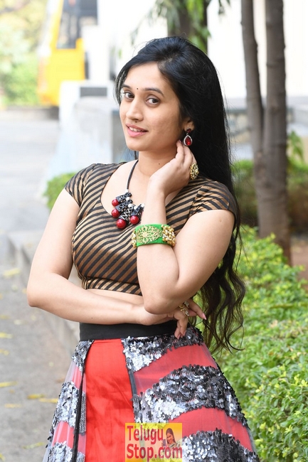 Priyanka pallavi new stills 2- Photos,Spicy Hot Pics,Images,High Resolution WallPapers Download