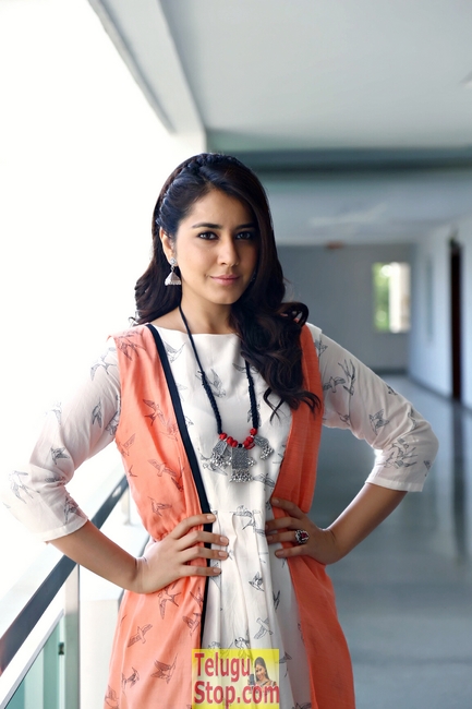 Raashi khanna new gallery- Photos,Spicy Hot Pics,Images,High Resolution WallPapers Download