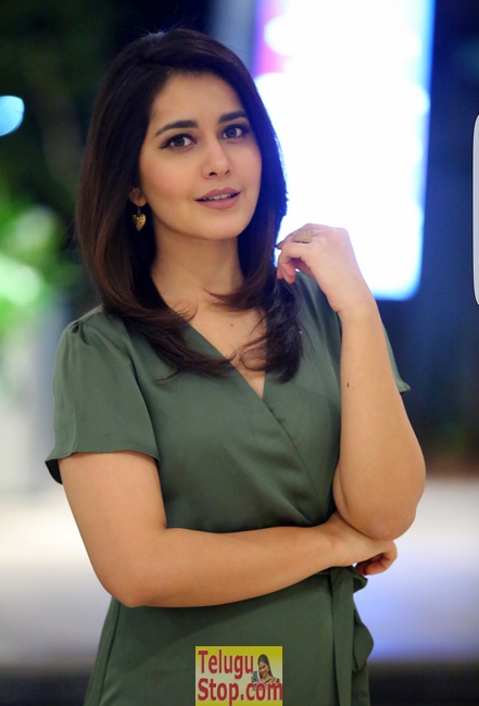 Raashi khanna new stills 6- Photos,Spicy Hot Pics,Images,High Resolution WallPapers Download