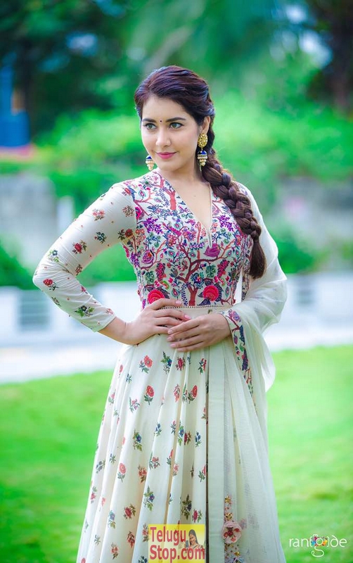 Raashi khanna new stills 8- Photos,Spicy Hot Pics,Images,High Resolution WallPapers Download