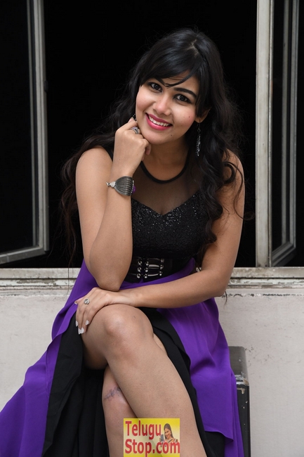 Rachana smith new stills- Photos,Spicy Hot Pics,Images,High Resolution WallPapers Download