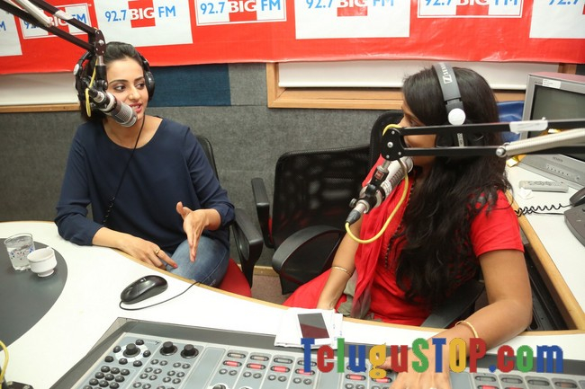 Rakul preet singh at big fm- Photos,Spicy Hot Pics,Images,High Resolution WallPapers Download