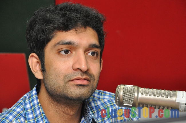 Ram leela movie tem at radio mirchi- Photos,Spicy Hot Pics,Images,High Resolution WallPapers Download