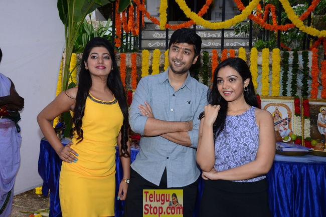 Ramasakkanodu movie opening- Photos,Spicy Hot Pics,Images,High Resolution WallPapers Download