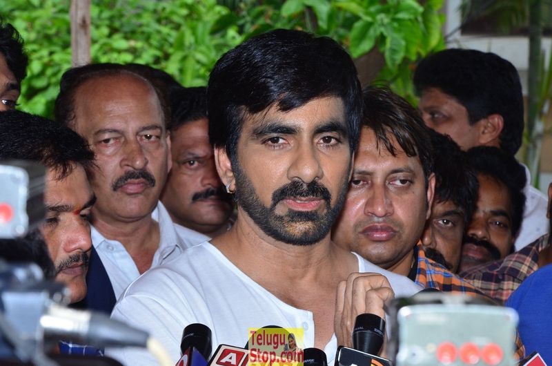 Raviteja at his brother bharath 11th day ceremony- Photos,Spicy Hot Pics,Images,High Resolution WallPapers Download