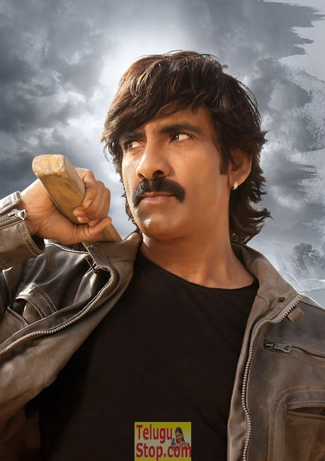 Raviteja stills in kick 2- Photos,Spicy Hot Pics,Images,High Resolution WallPapers Download