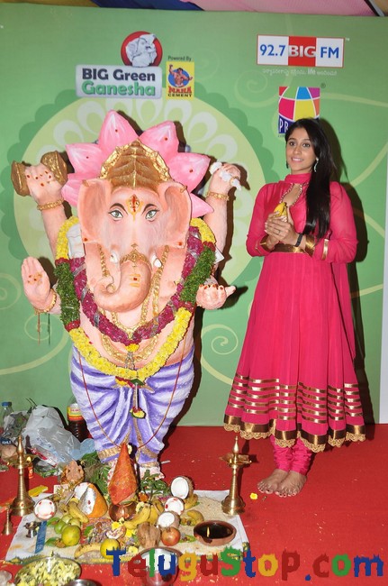 Regina at big green ganesha 2014- Photos,Spicy Hot Pics,Images,High Resolution WallPapers Download