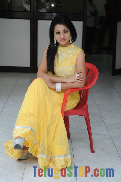 Reshma latest pics- Photos,Spicy Hot Pics,Images,High Resolution WallPapers Download